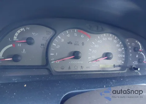 2001 Toyota Sequoia Sr5 V8 from USA, damaged, VIN 5TDZT34A01S037647